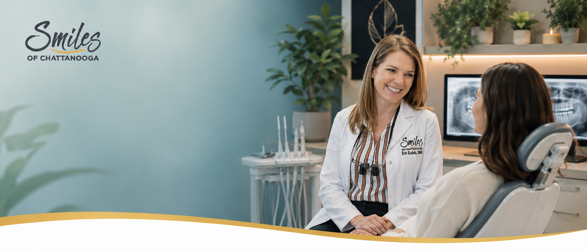 Dr. Erin Eudaly speaking with a patient